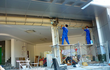 Mẹo Sử Dụng Cửa Cuốn Úc Tiết Kiệm Điện